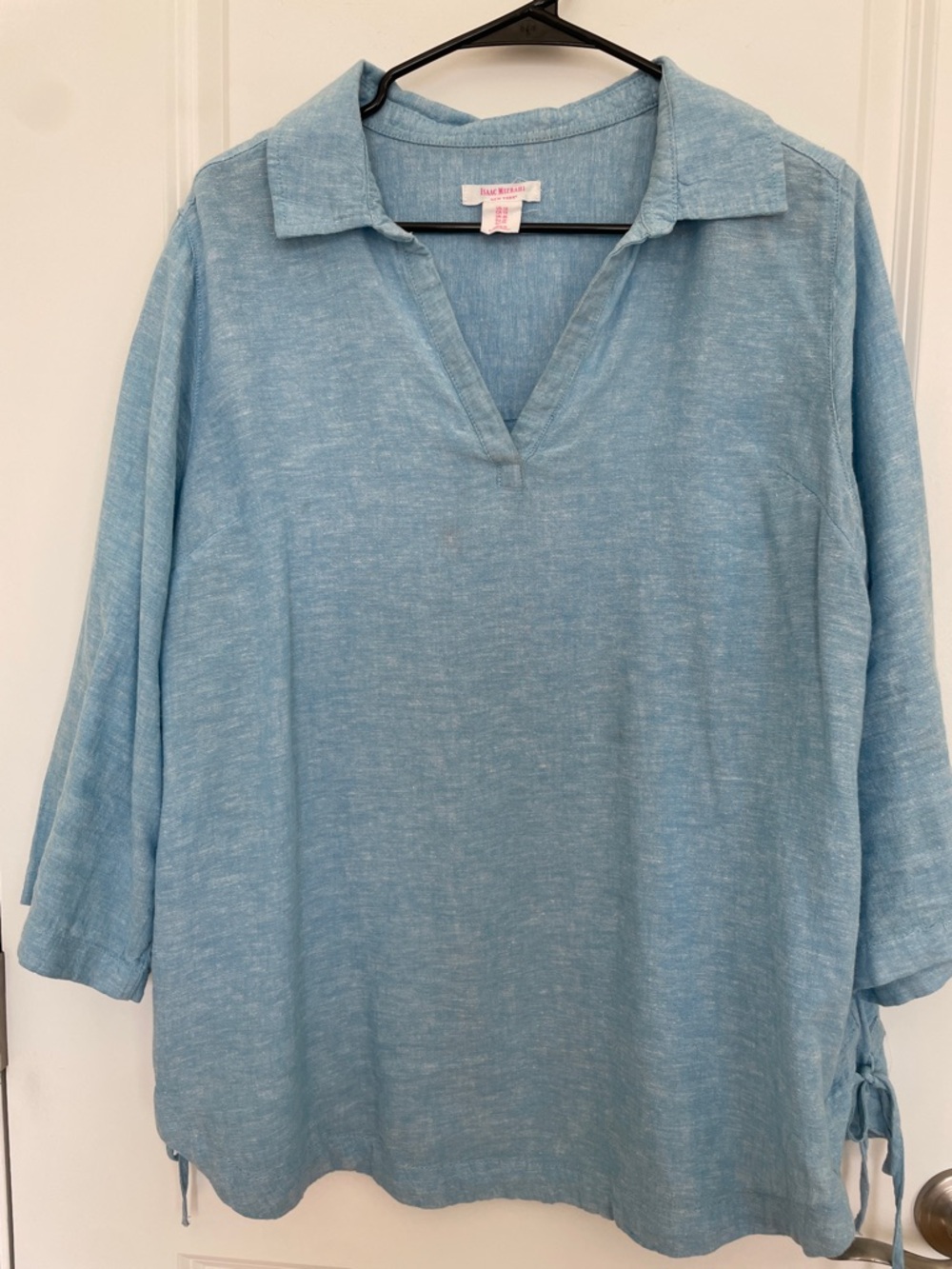 Isaac Mizrahi Light Blue Collared V-Neck Tunic with Side Ties